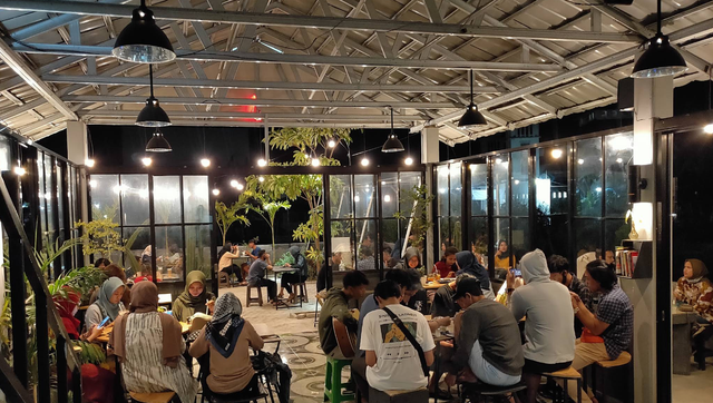 Unfold Cafe 