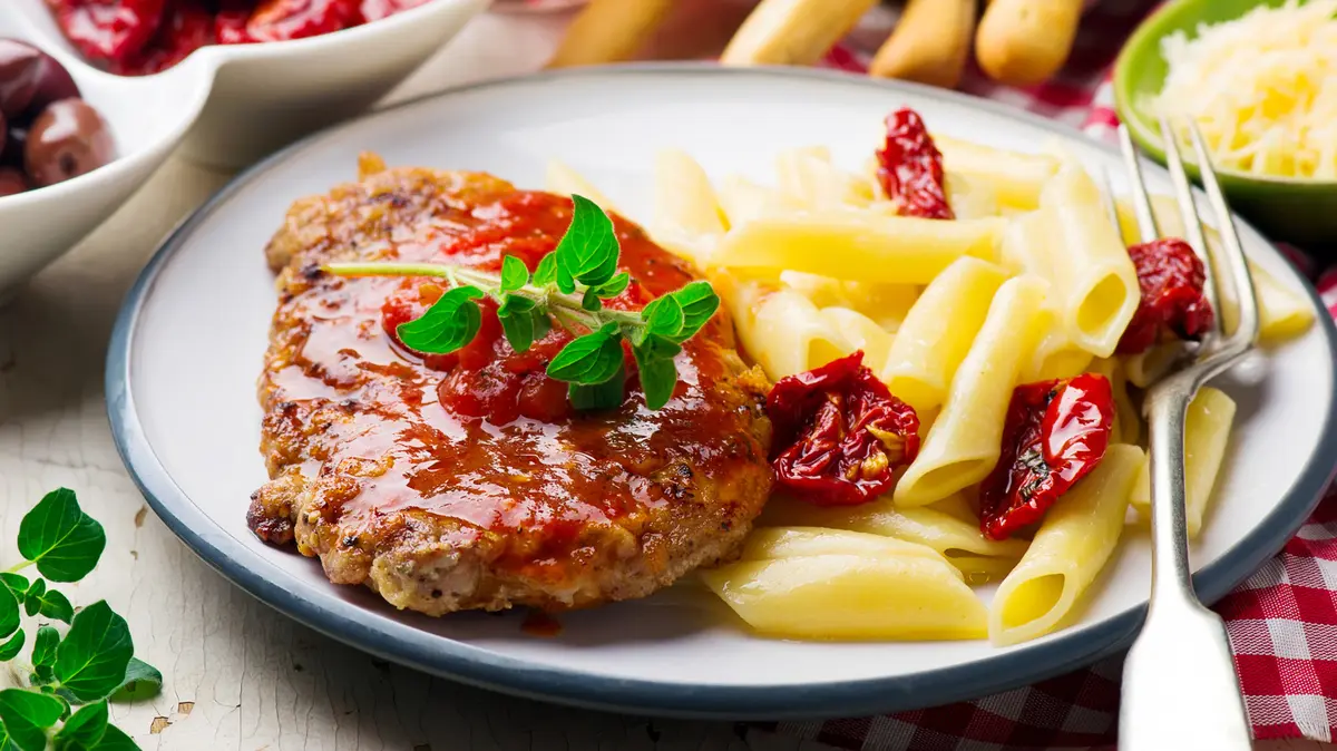 Jarred Pasta Sauce to the Rescue: Elevating Pork Chops from Bland to Bold