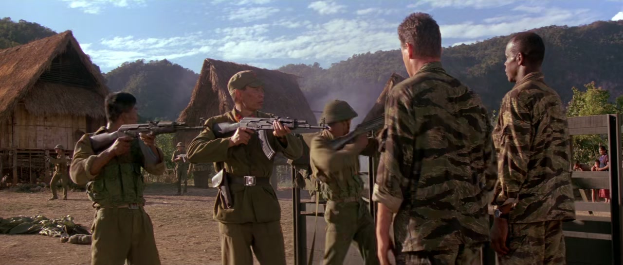 Operation Dumbo Drop Screenshot