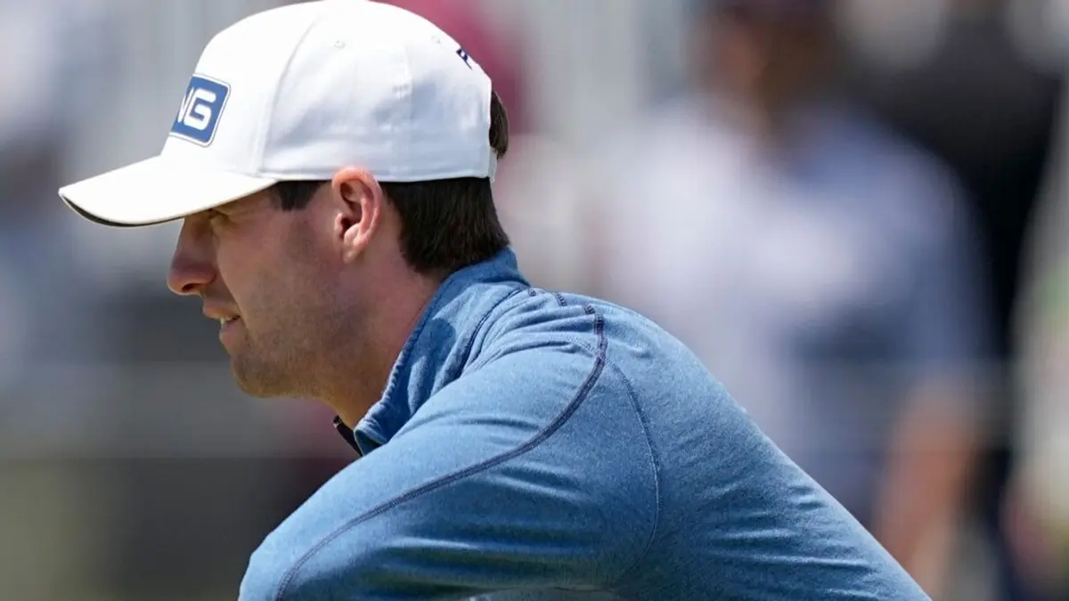 Smalley Surprises with PGA Championship Lead