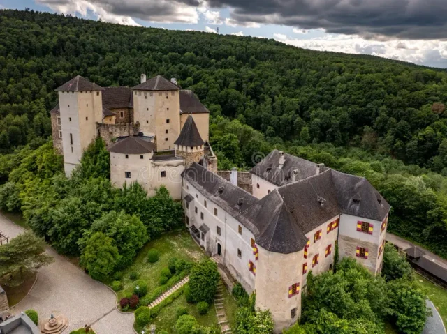 Lockenhaus2.webp