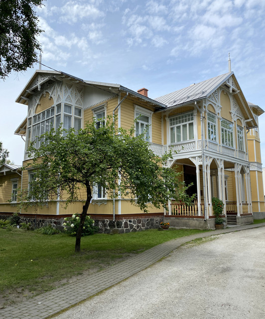 IMG-2542