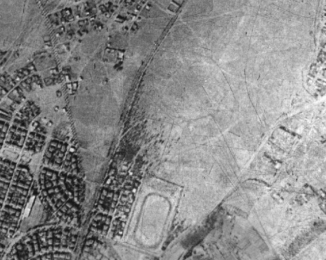 1945