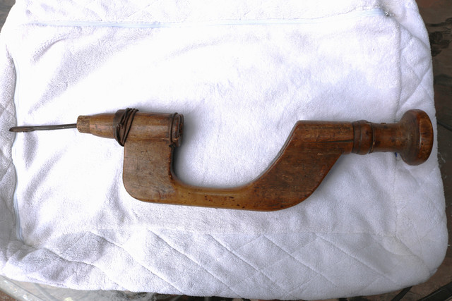 brace-left-adjustment