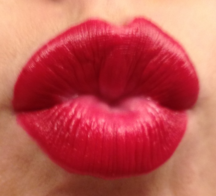 lips-kiss-photo.jpg