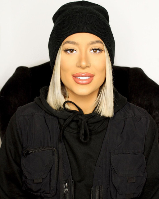 Demi-Sims-6.jpg
