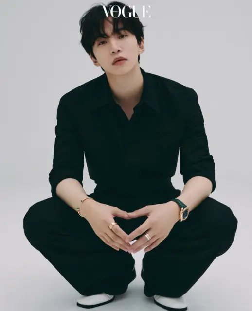 jh-sept2022vogue03
