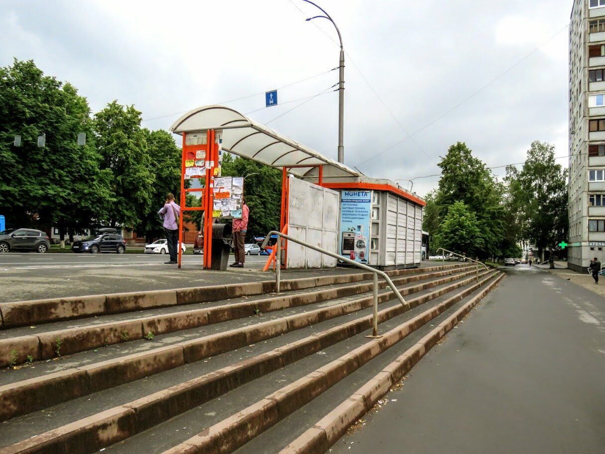 i-18