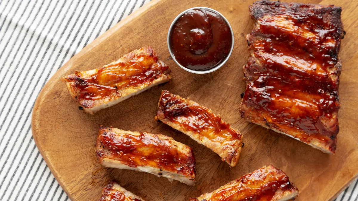 Achieve Perfect Ribs with the 2-2-1 Cooking Method