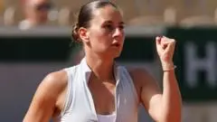 Tennis Star Triumphs Amid Ukraine Turmoil