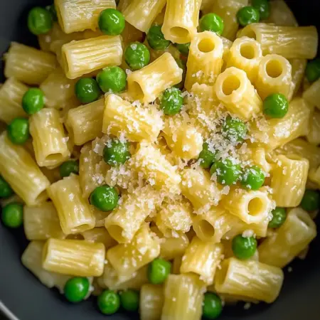 Ditalini Pasta with Peas and Parmesan: A Comforting Classic with a Flavorful Twist