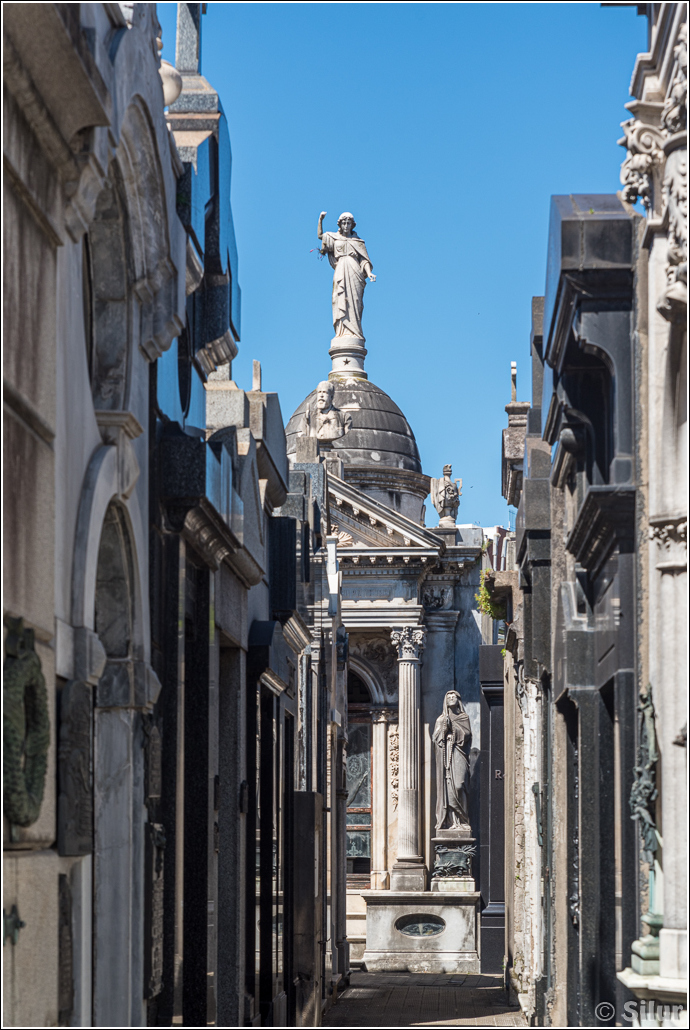 Буэнос-Айрес, Ушуая, Эль-Калафате, Перито-Морено, Эль-Чалтен, Игуасу (весна 2025) Буэнос-Айрес, Ушуая, Эль-Калафате, Перито-Морено, Эль-Чалтен, Игуасу (весна 2025)