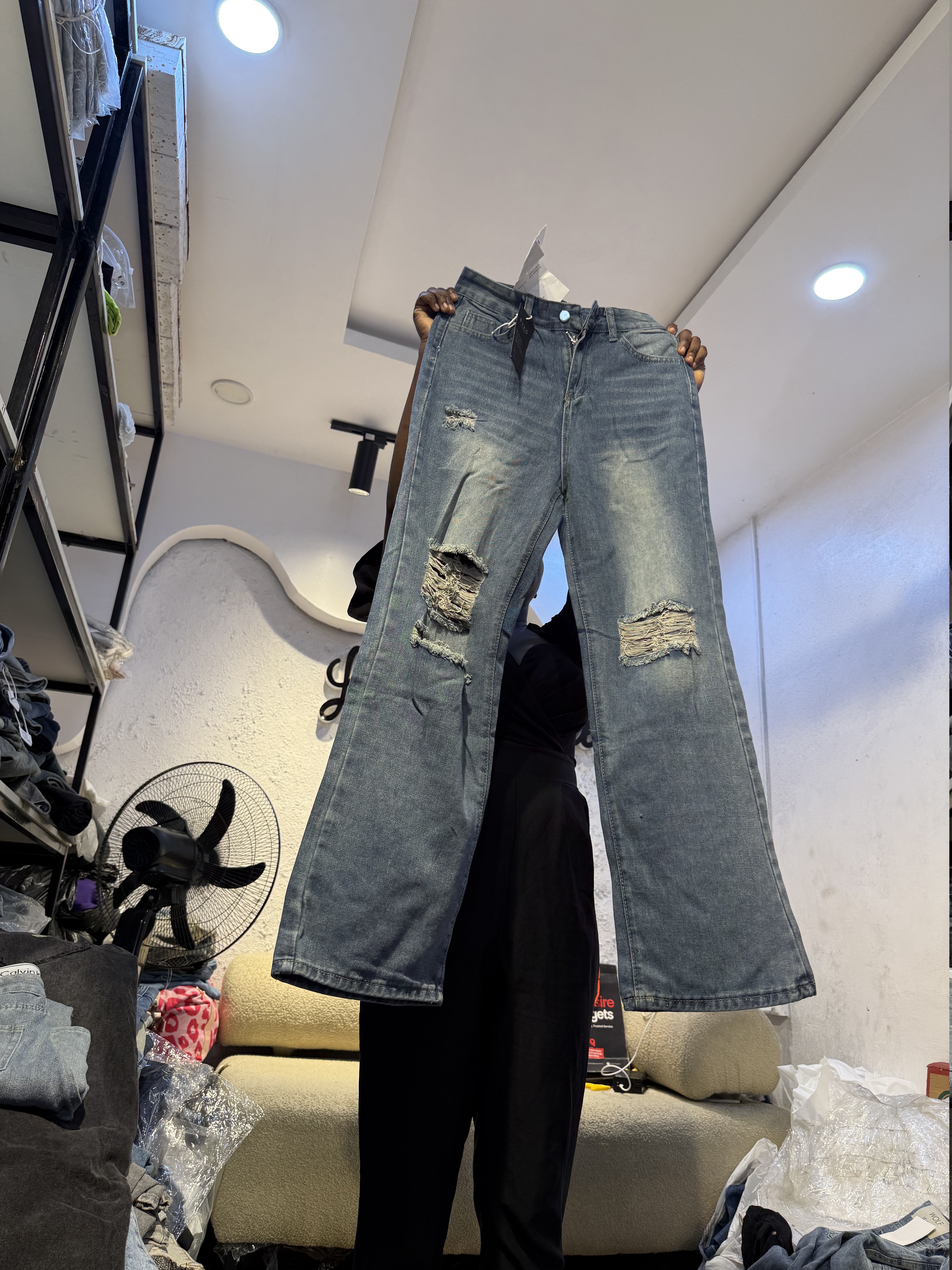 Waist 28