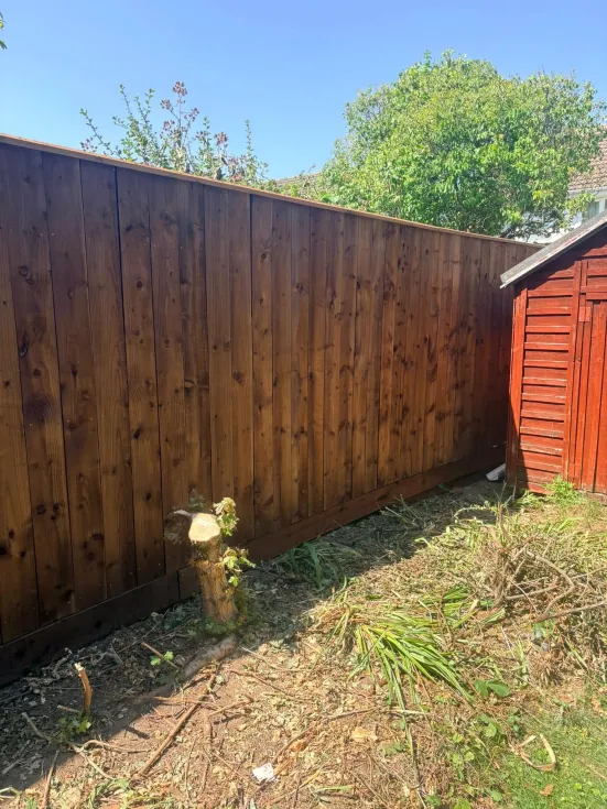 Close Boarded Fencing installation example 5