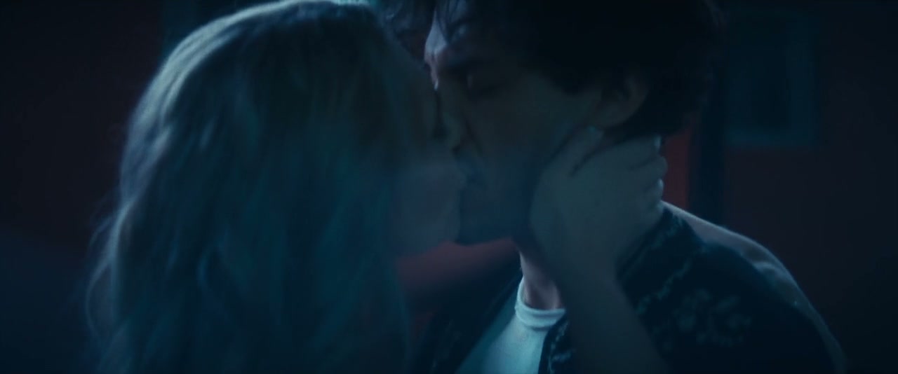 A Hundred Lies Screenshot