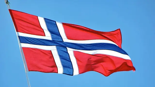 norwegen-flagge.webp