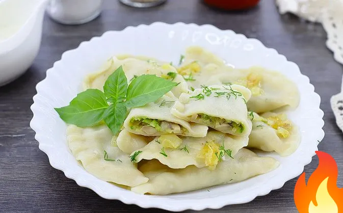 Постер Вареники с кабачками и грибами