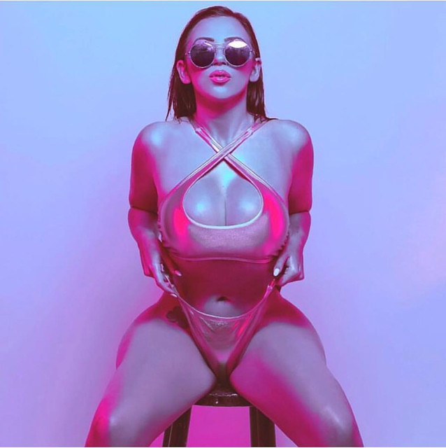 AMANDA-NICOLE-850