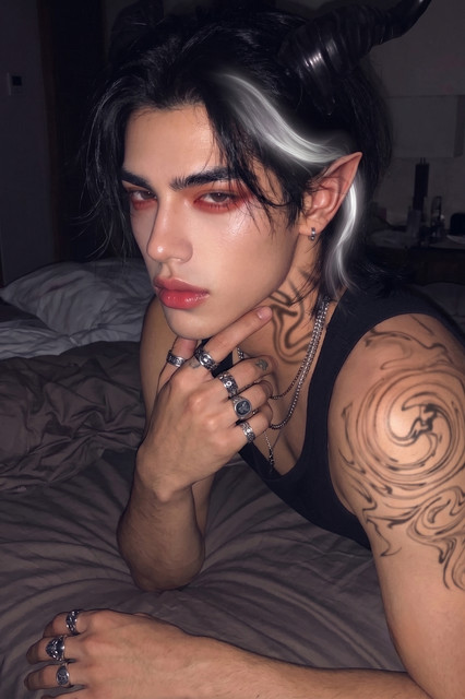 Shane Hollow 8.jpg
