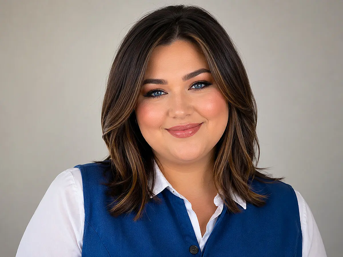 Layered Lob Hairstyles for Round Faces