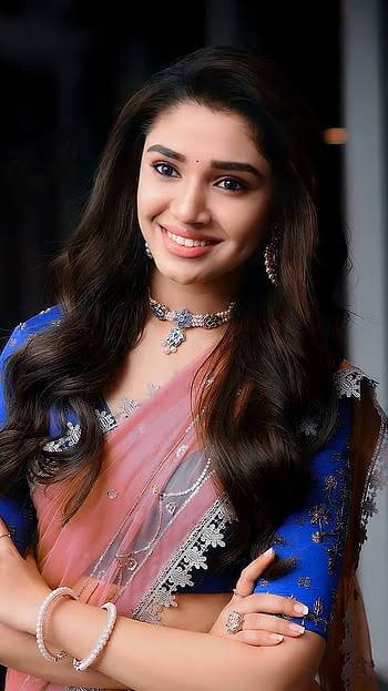 Apni bahno k sath girlfriend key bahno ko bi choda