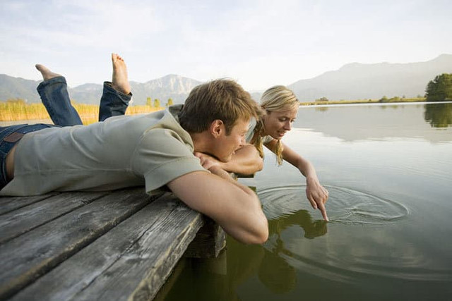 dating-couple