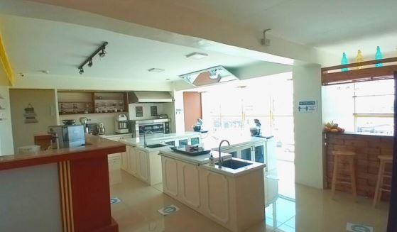 THE BAKING ROOM