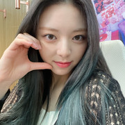 ITZY-Yuna 申有娜