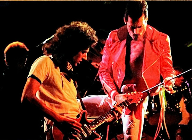 japan1982-queen.jpg