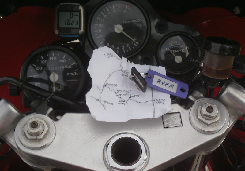 OLYMPUS-DIGITAL-CAMERA.jpg