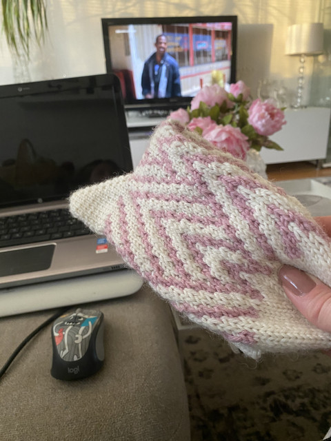 275-B96-A1-DD15-414-B-B94-D-6-ABDCBD13-D