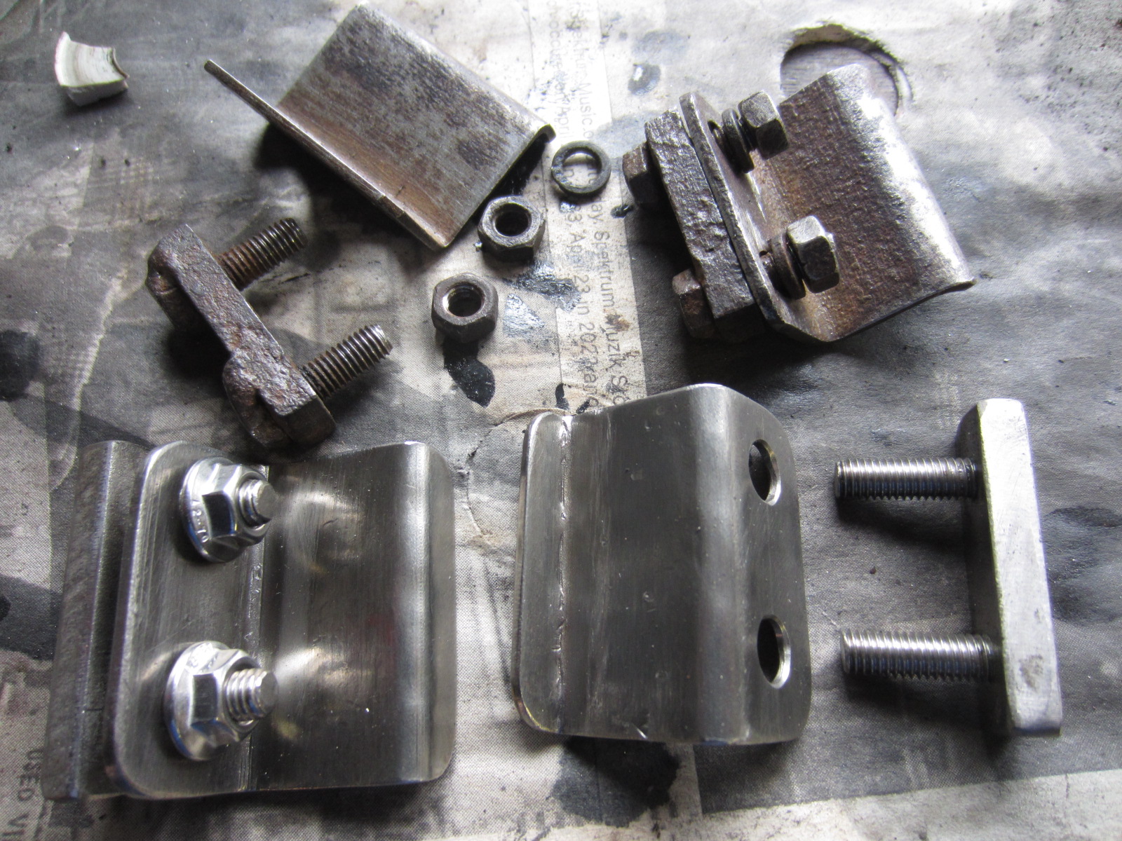 SS brackets