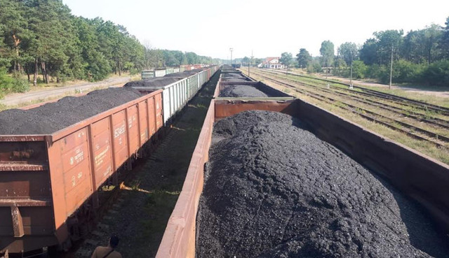 Чотири вагони вугілля та двом  керівникам вказано на вихід: чи буде розслідування на "Львіввугіллі"?