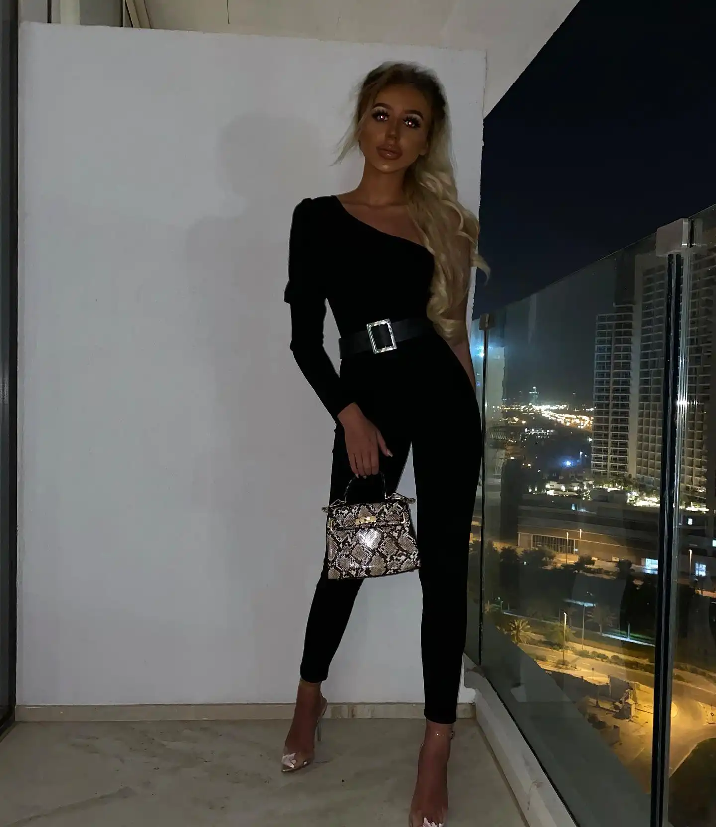 Lucie Rose Wallpapers Insta Sport Bio (8)