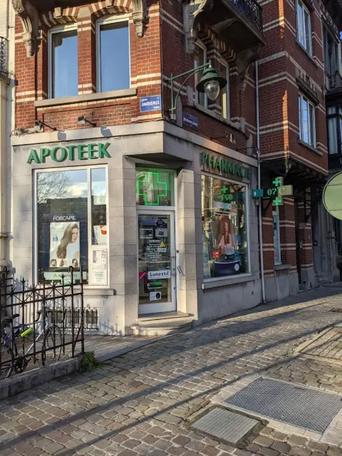 pharmacie deavnture 0001