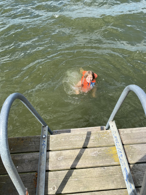 3-CF48058-85-E5-48-D2-AF86-C87-B4-CAFCA1