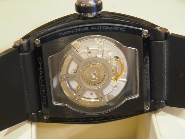OLYMPUS-DIGITAL-CAMERA