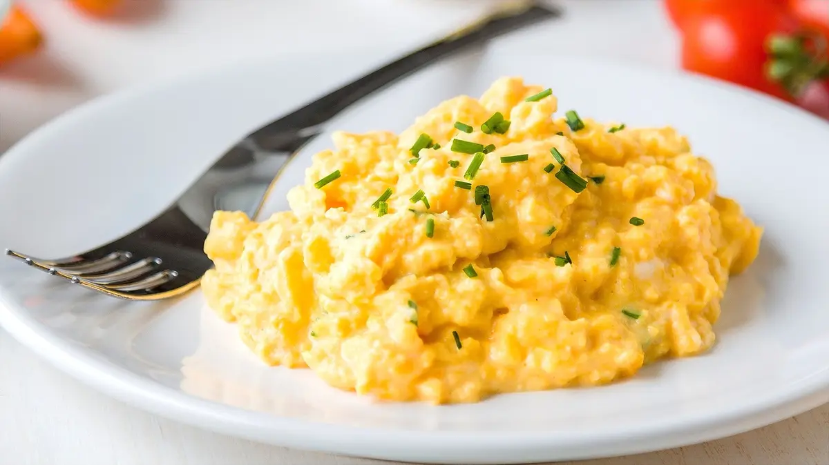 Scrambled Eggs Get a Flavor Boost With This Fresh Topping