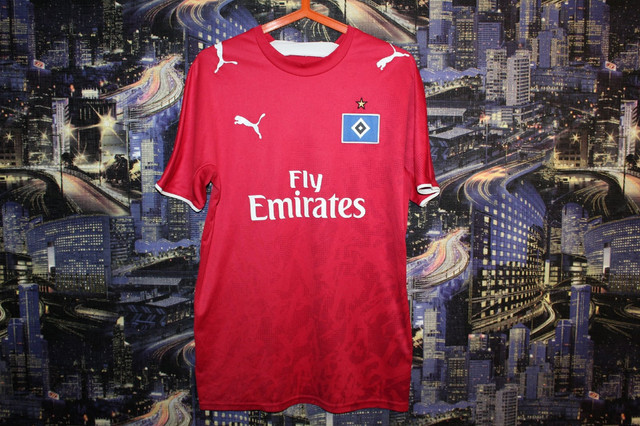 hamburg-06-away.jpg
