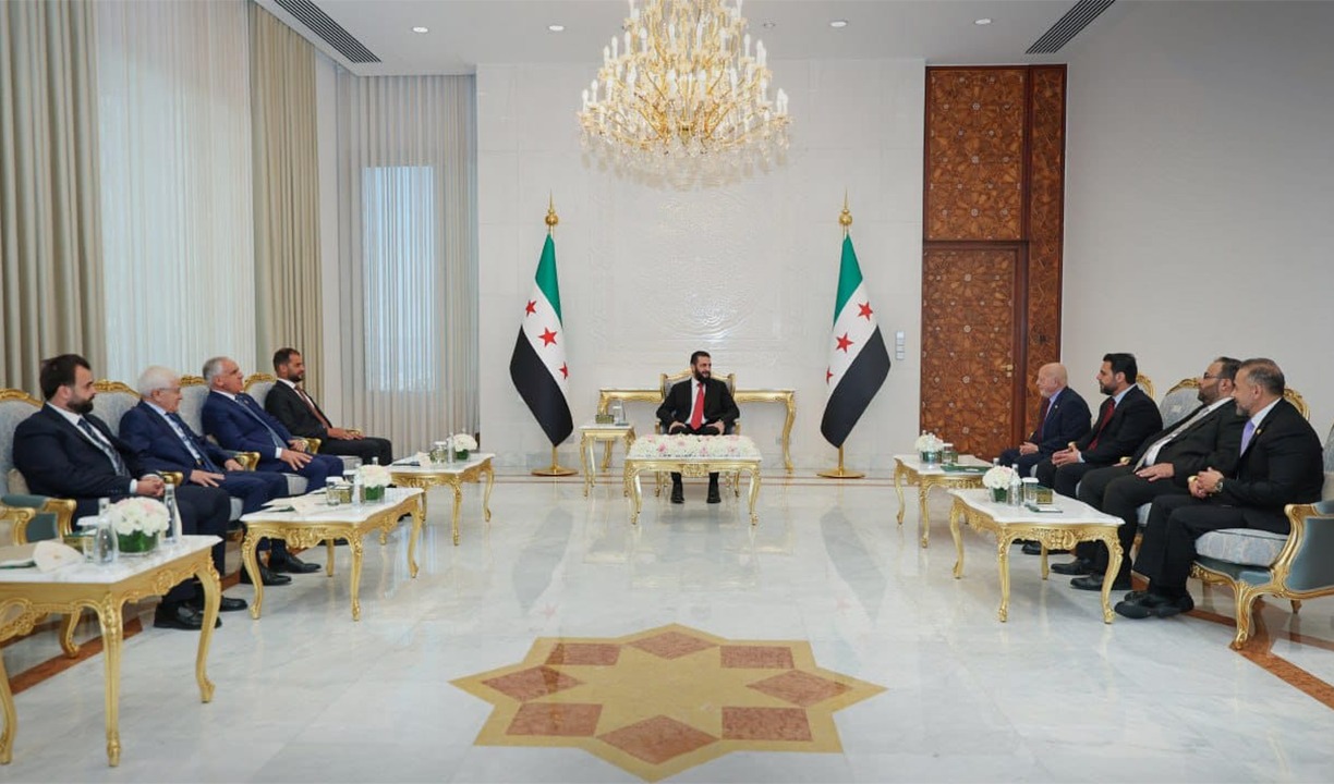 الرئيس الشرع يبحث مع وفد ليبي تعزيز التعاون الاقتصادي والتجاري