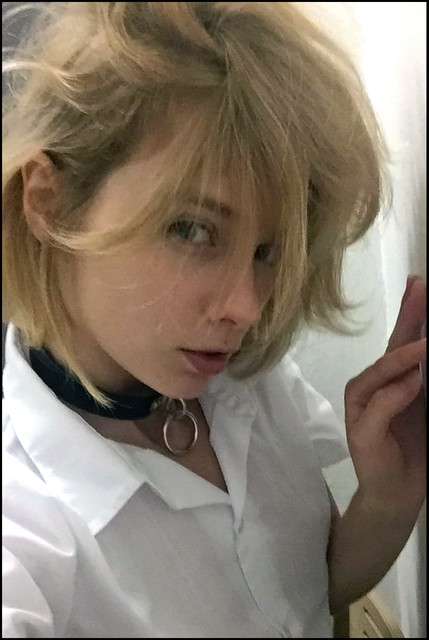 045