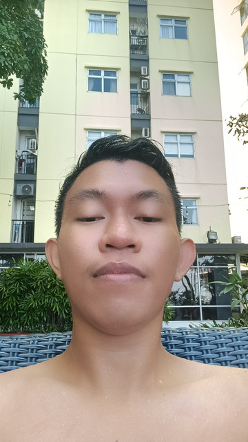 YB1upl.jpg