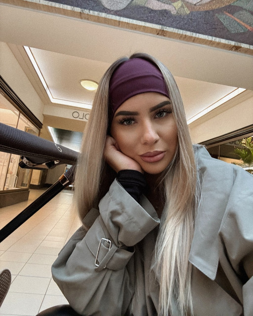 Barbara Striteska Wallpapers Insta Fit Bio (1).jpg