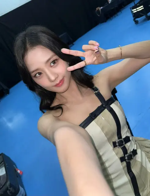 jisoo blackpink 1384110