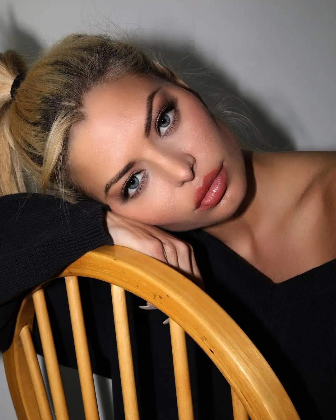 Ashley Kirk Wallpapers Insta Fit Bio (4)