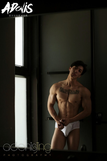 Adonis 02 85.jpg