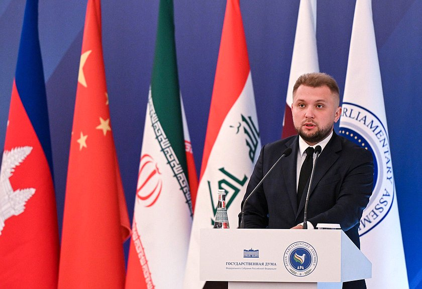 Борис Чернышов депутат 