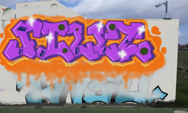 Graffiti artwork by Tkiz