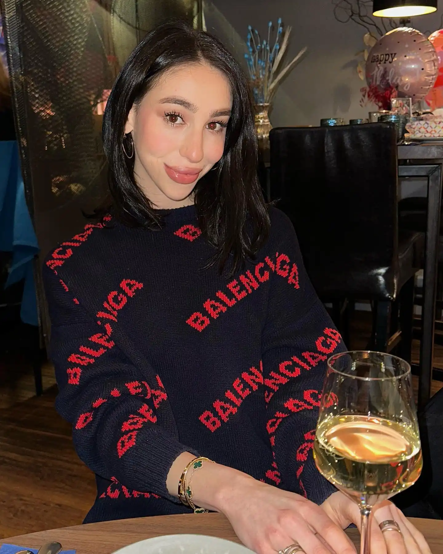 Yeva Mishalova Wallpapers Insta Fit Bio (8)