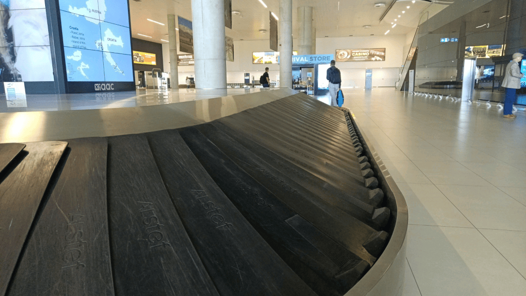 The baggage carousel after arriving in Zagreb.